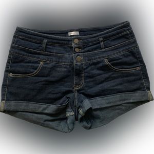 Xhilaration Jean Shorts / Size: 14